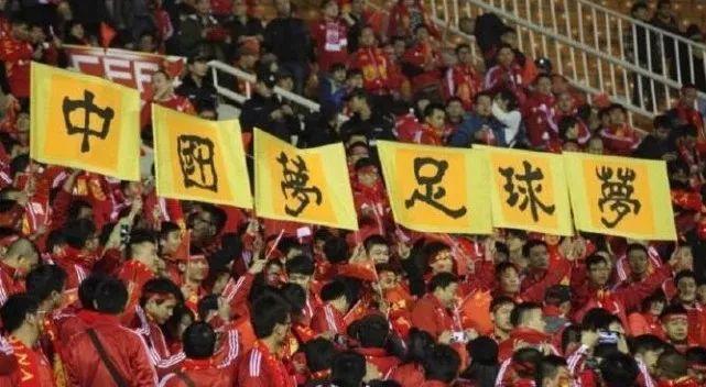 2021足球世界杯赛冠军_足球杯赛冠军世界2021是谁_足球杯世界杯冠军